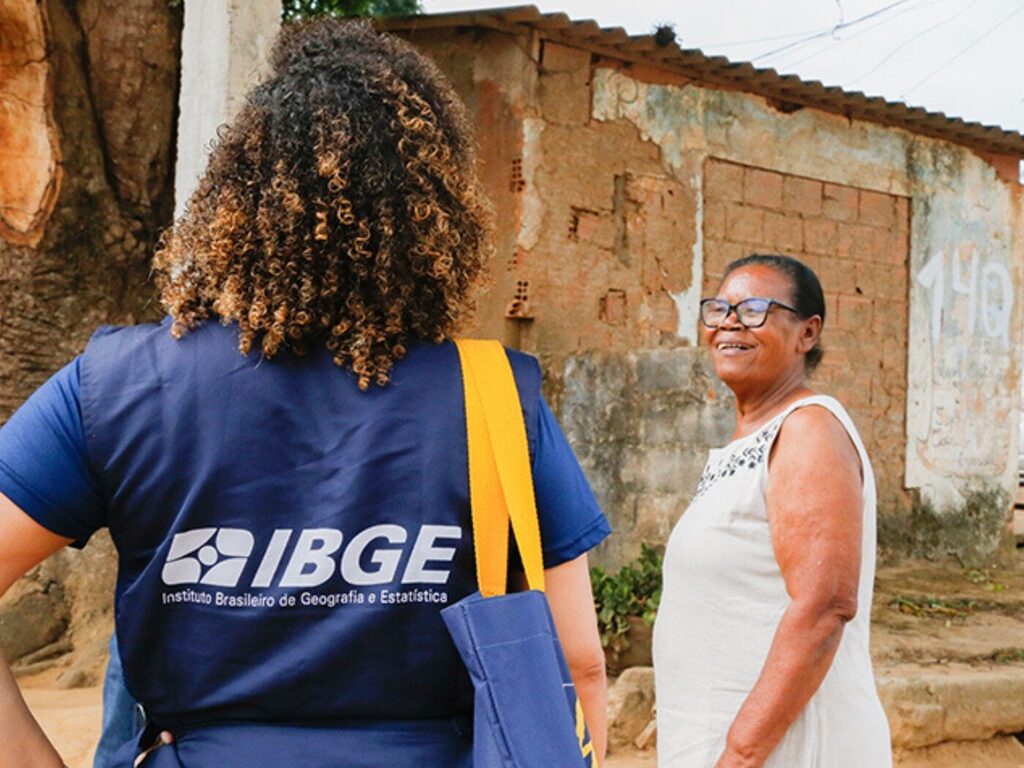 IBGE abre concursos com 17 vagas para Feira de Santana; salários chegam a R$ 3,3 mil